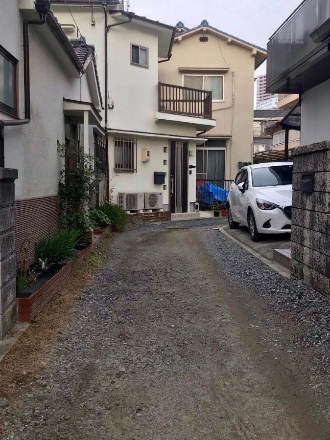 West Crab Base Villa Hiroshima Exterior photo