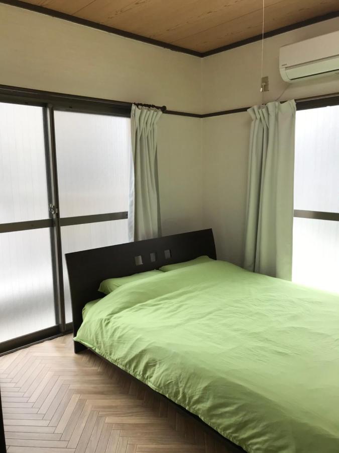 West Crab Base Villa Hiroshima Exterior photo